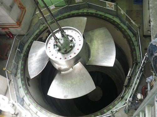 Pump impeller (Φ4600mm) being delivered