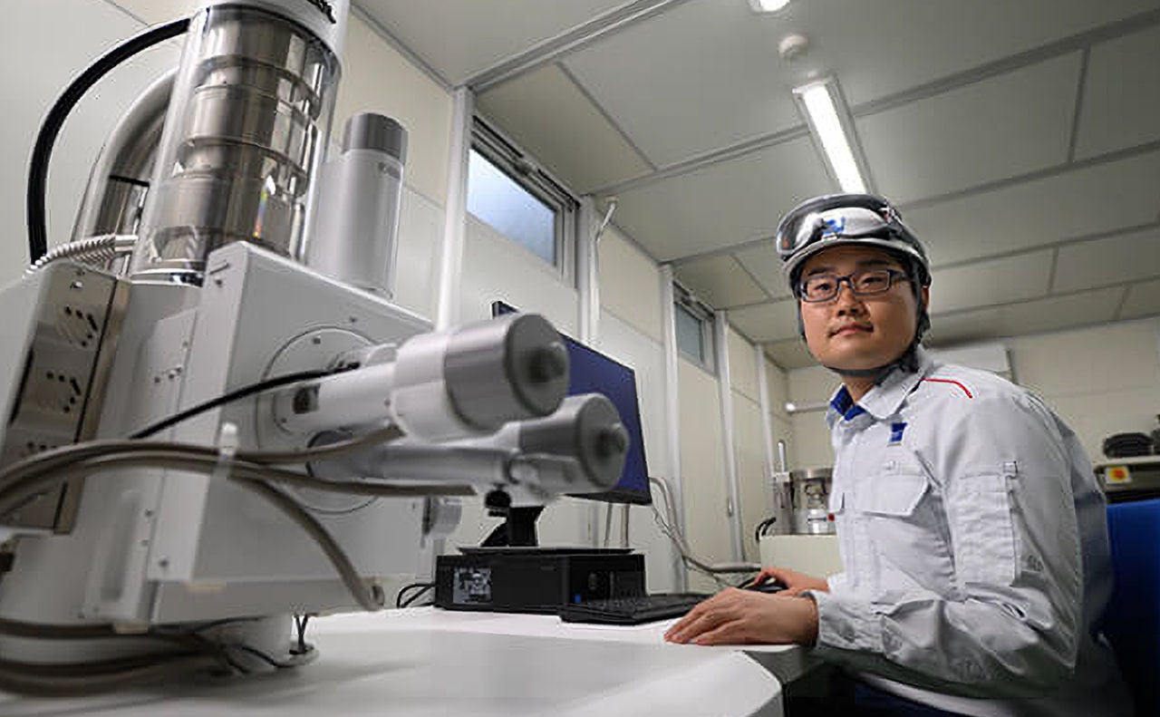 Hiroyuki Kawasaki (Development & Design)